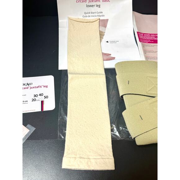 CircAid Juxtalite Lower Leg System Designed for Compression and Easy Use -Large - Picture 3 of 7